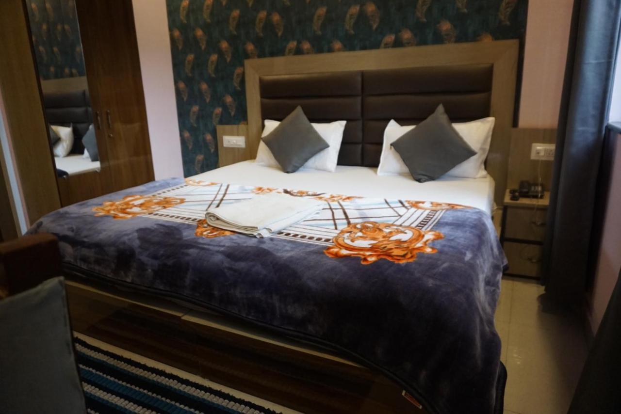 Hotel Kaanha Residency Inn By Shree Krishna Hospitality Rishikesh Ngoại thất bức ảnh